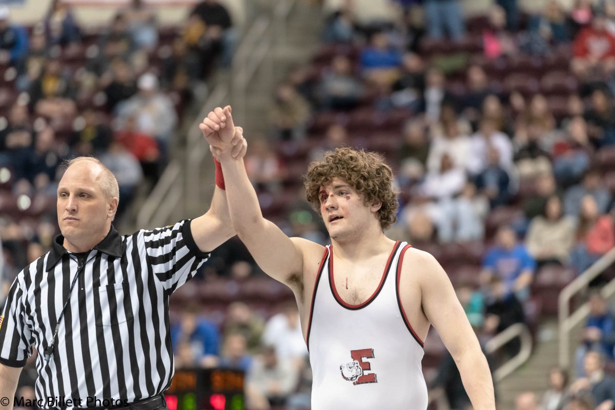 Easton's Andrew Balukas Stuns The State Field, Pins Dorian Crosby to ...